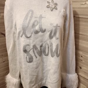 holiday time sweater with fur. sz.xl